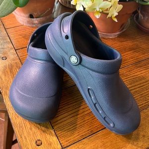 Crocs bistro women8 or men’s 9